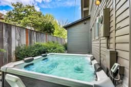 Sleeps 22 Game Room | Hot Tub - Image 2
