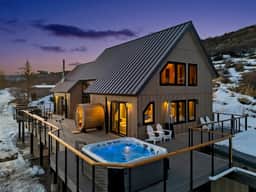 Beautiful Alpine Retreat: Hot Tub,Sauna, 360 Views - Image 4