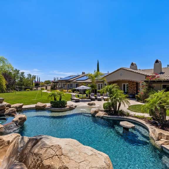 Wine Country Estate w/ Pool, Spa, Theater & Golf - Image 1