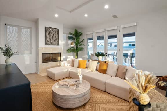 Ocean Views | Luxe 5BR Mansion | Bikes & Elevator - Image 2