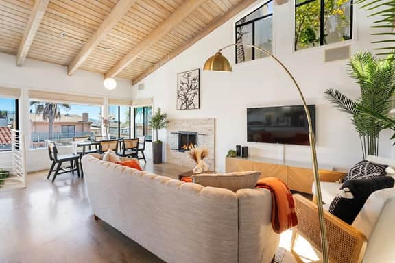 Luxe Retreat Steps to Beach & Shops | Free Parking - Image 2