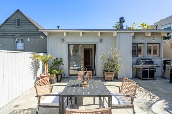 Luxe Retreat Steps to Beach & Shops | Free Parking - Image 3